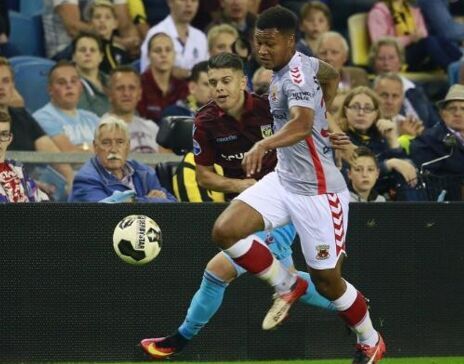 立起8杆的 立起8杆的