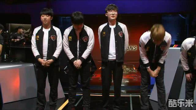 梅西则以 梅西则以